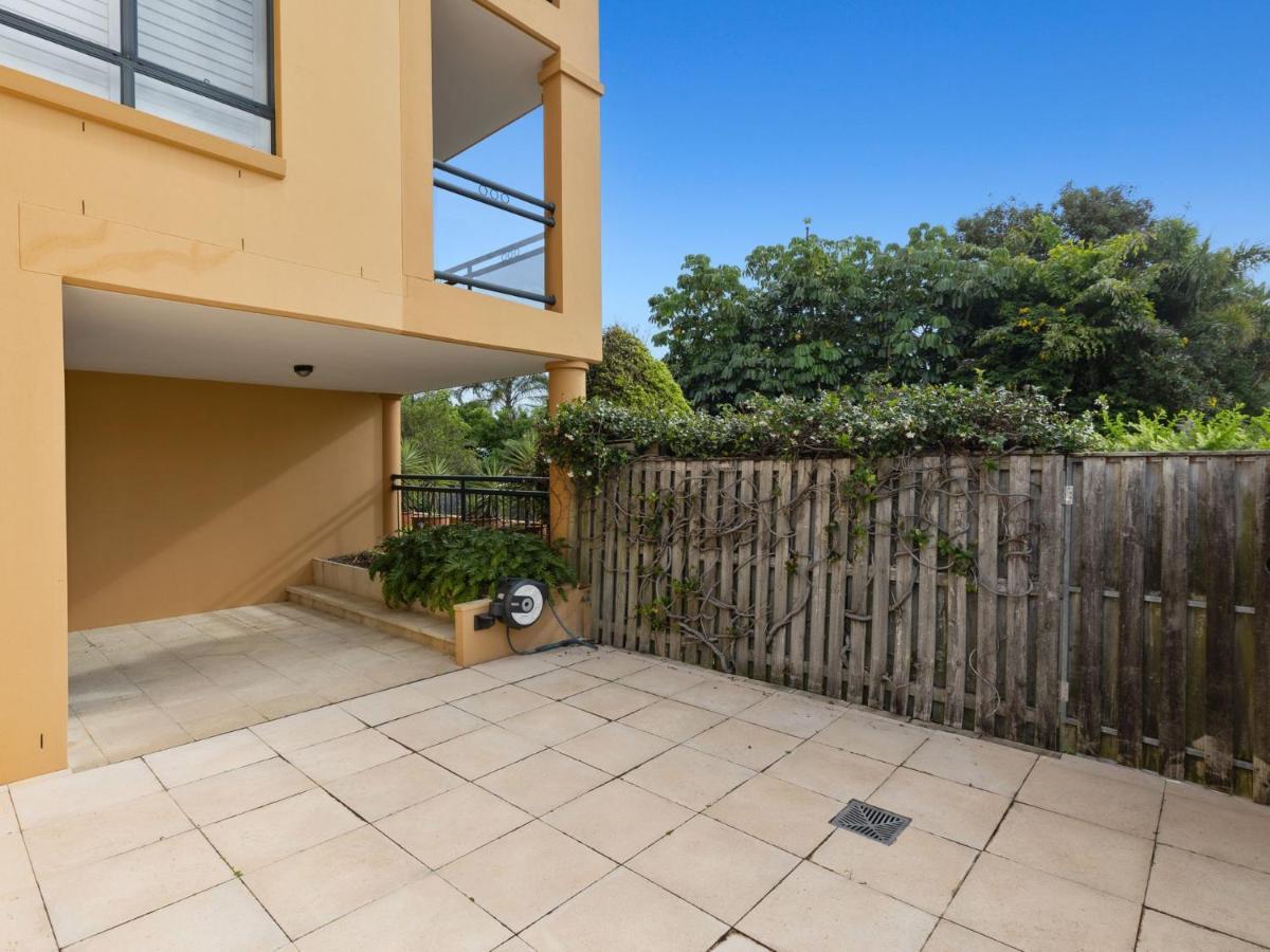 Salty Kisses On Marine Parade Apartment